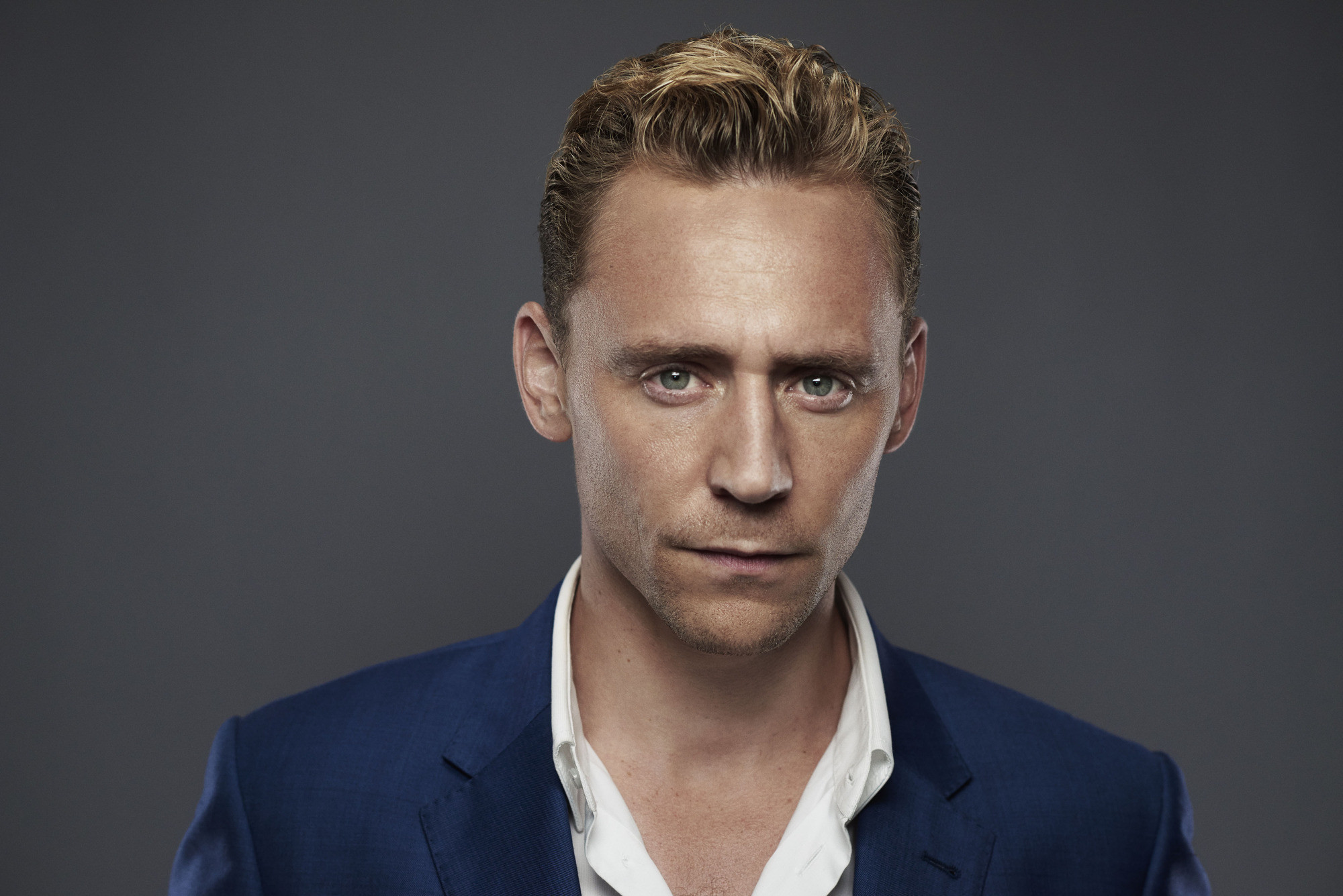 Detail Tom Hiddleston Wallpaper Nomer 31