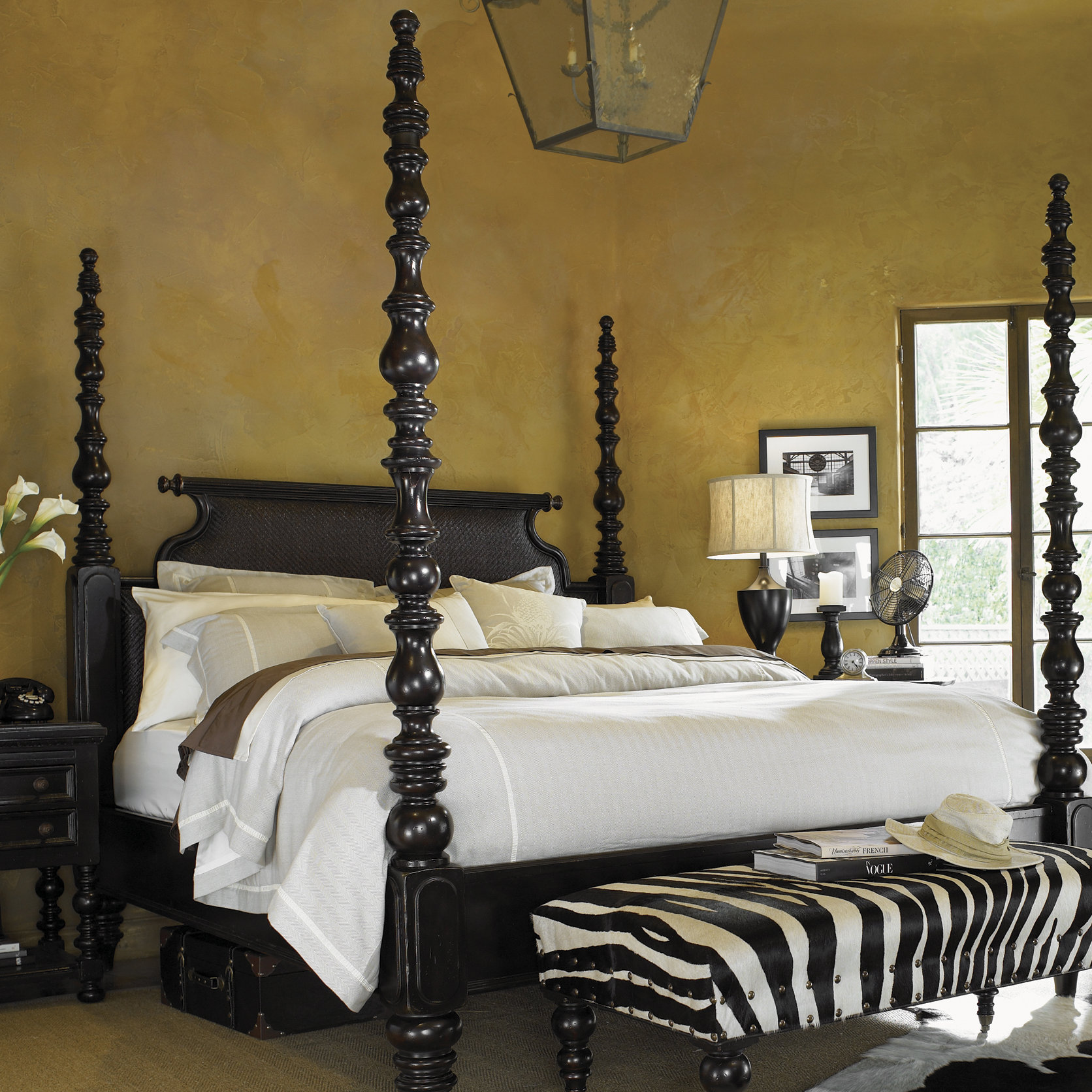 Detail Tommy Bahama Queen Bedroom Set Nomer 18