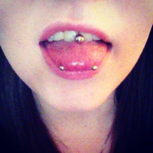 Detail Tongue Piercing And Snake Eyes Nomer 15