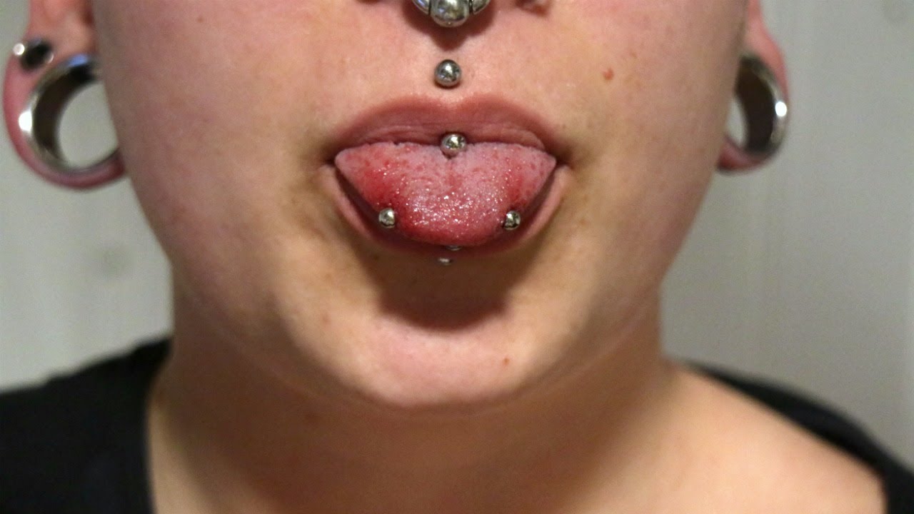 Detail Tongue Piercing And Snake Eyes Nomer 45