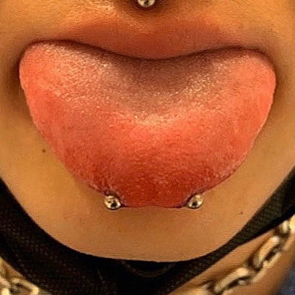 Detail Tongue Piercing And Snake Eyes Nomer 48