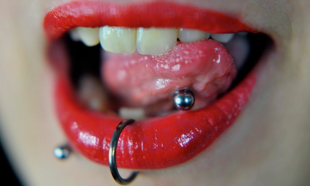 Detail Tongue Piercing Names And Pictures Nomer 52