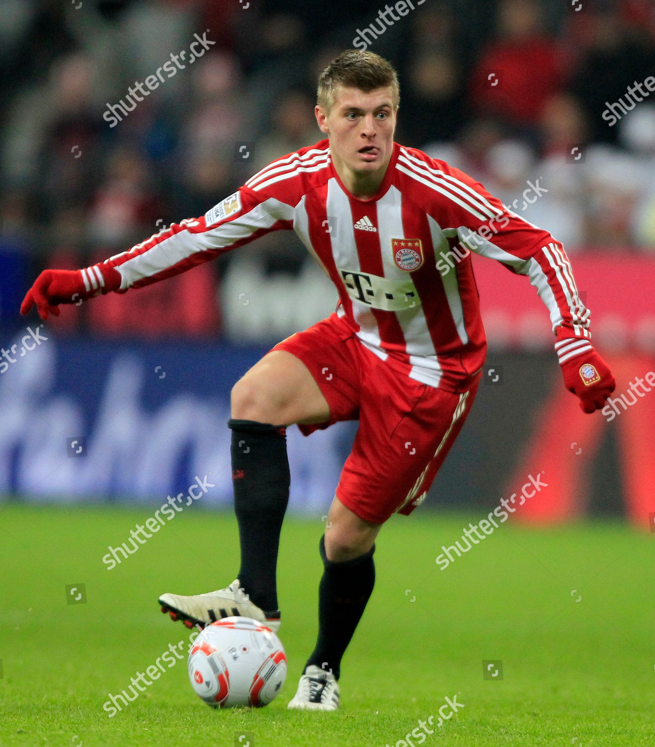 Detail Toni Kroos 2010 Nomer 19