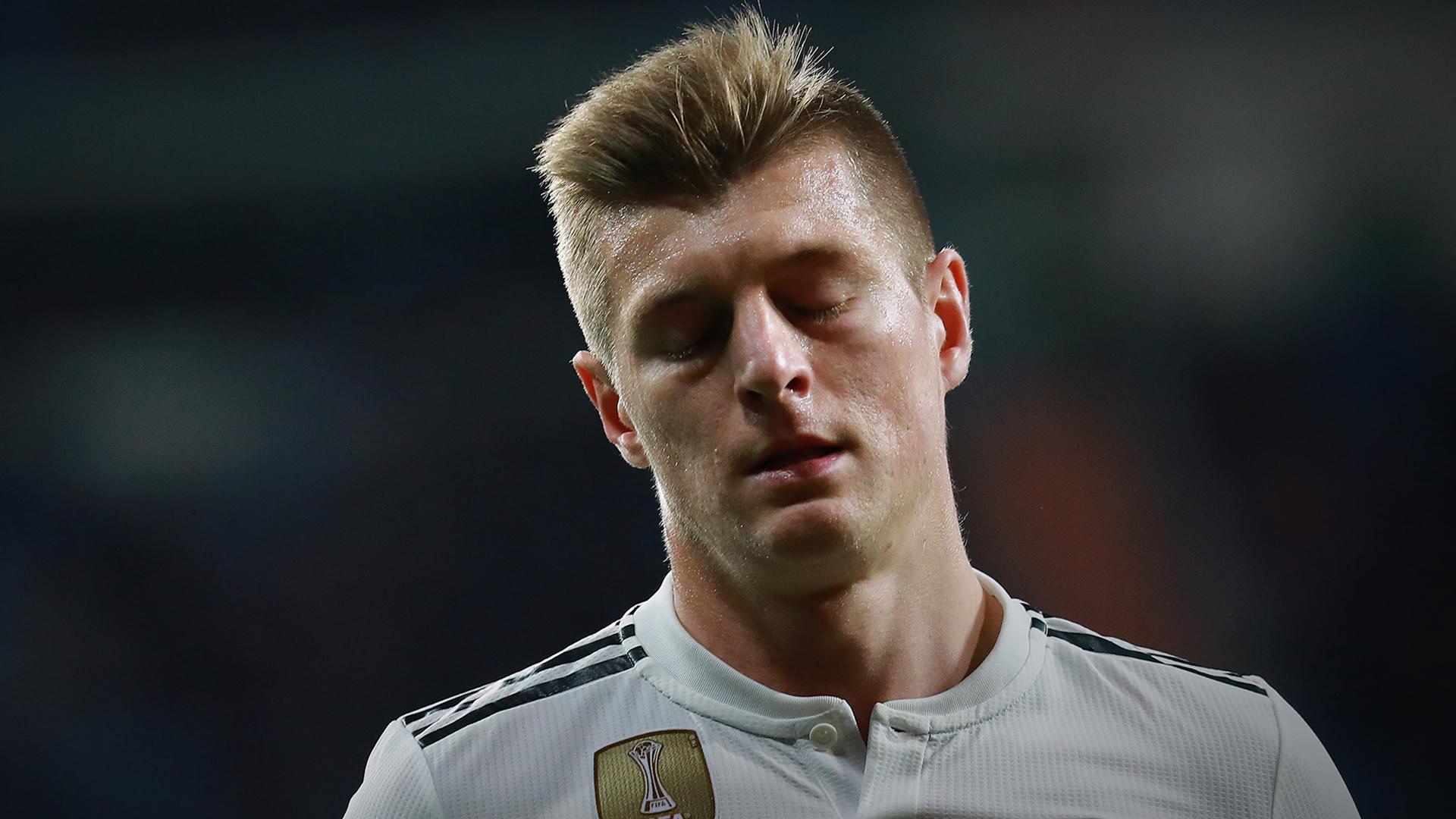 Detail Toni Kroos Real Madrid 2018 Nomer 28