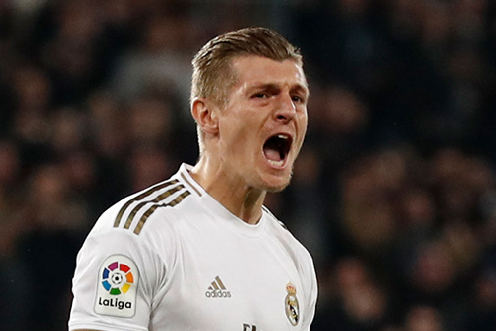 Detail Toni Kroos Real Madrid 2018 Nomer 42