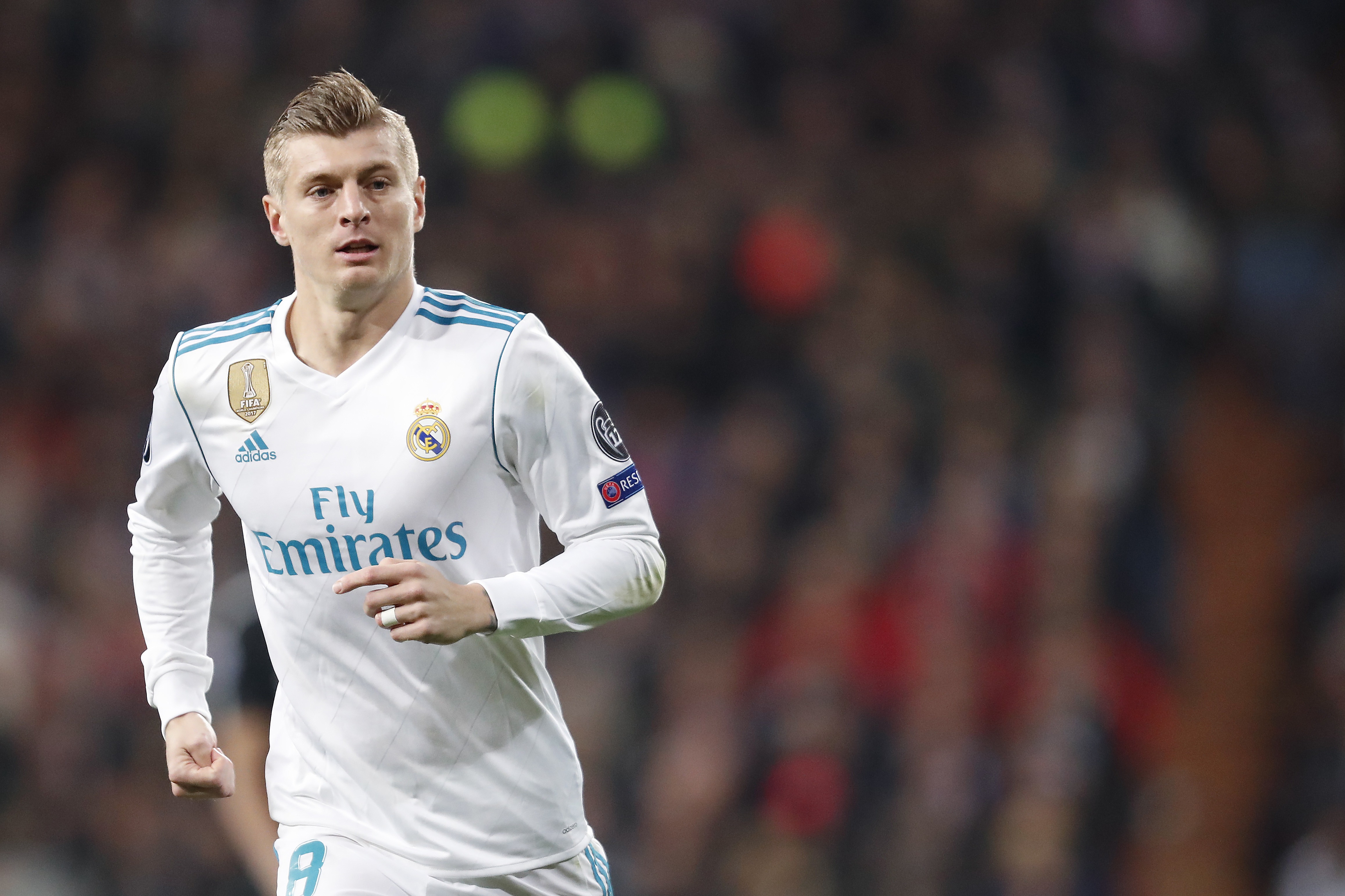 Detail Toni Kroos Real Madrid 2018 Nomer 6