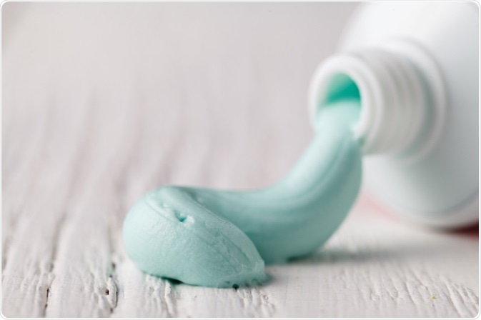 Detail Toothpaste Image Nomer 16