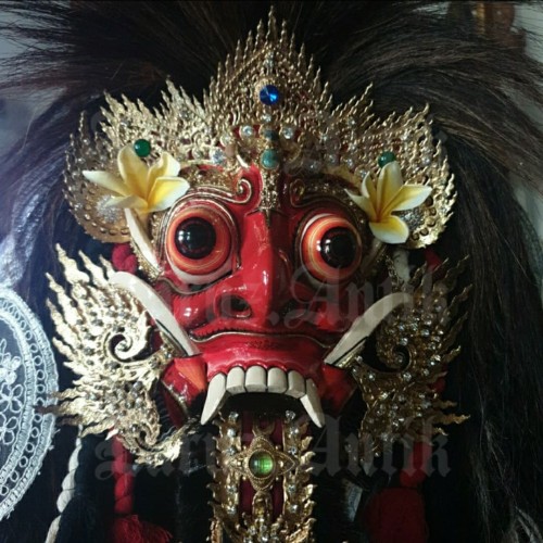 Detail Topeng Rangda Seram Nomer 2