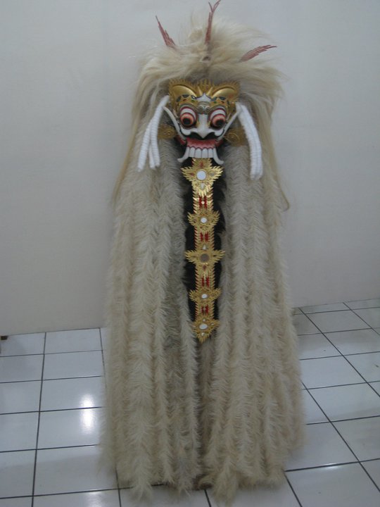 Detail Topeng Rangda Seram Nomer 7