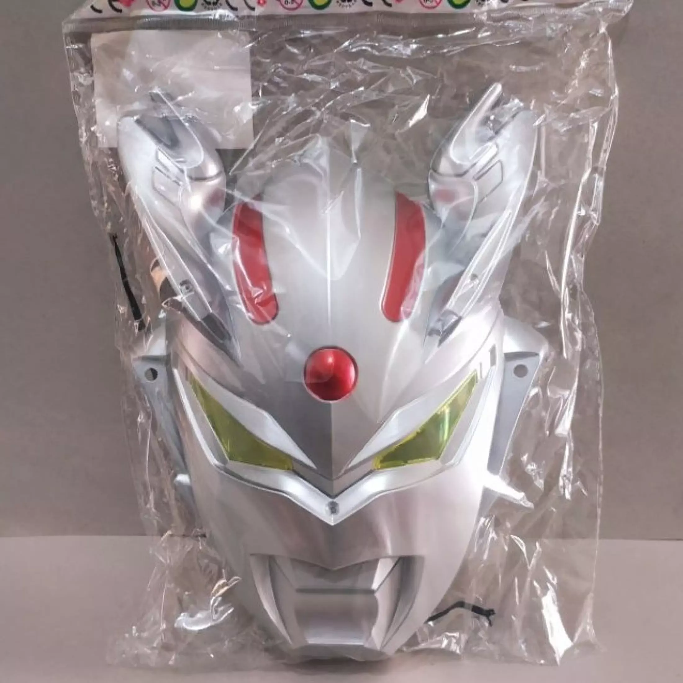Detail Topeng Ultraman Zero Nomer 12