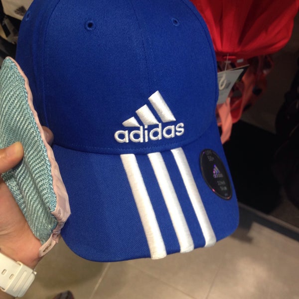 Detail Topi Adidas Biru Dongker Nomer 26