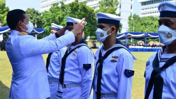 Detail Topi Angkatan Laut Nomer 23