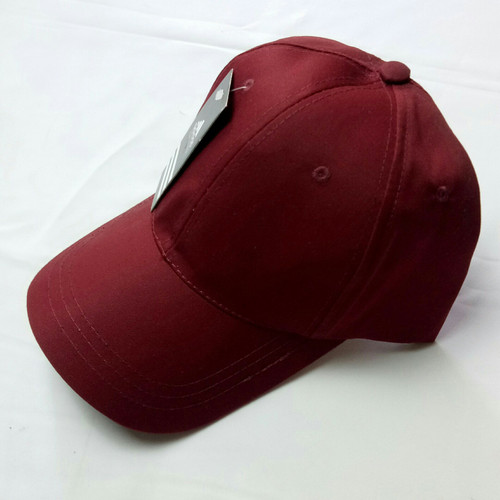 Detail Topi Merah Maroon Nomer 28