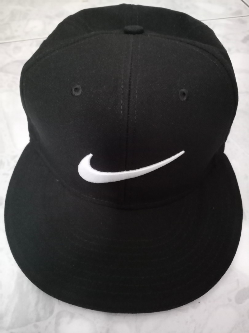 Detail Topi Nike Golf Nomer 42