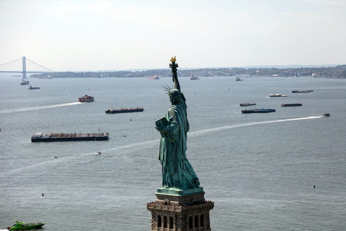 Detail Torch Balcony Statue Of Liberty Nomer 13