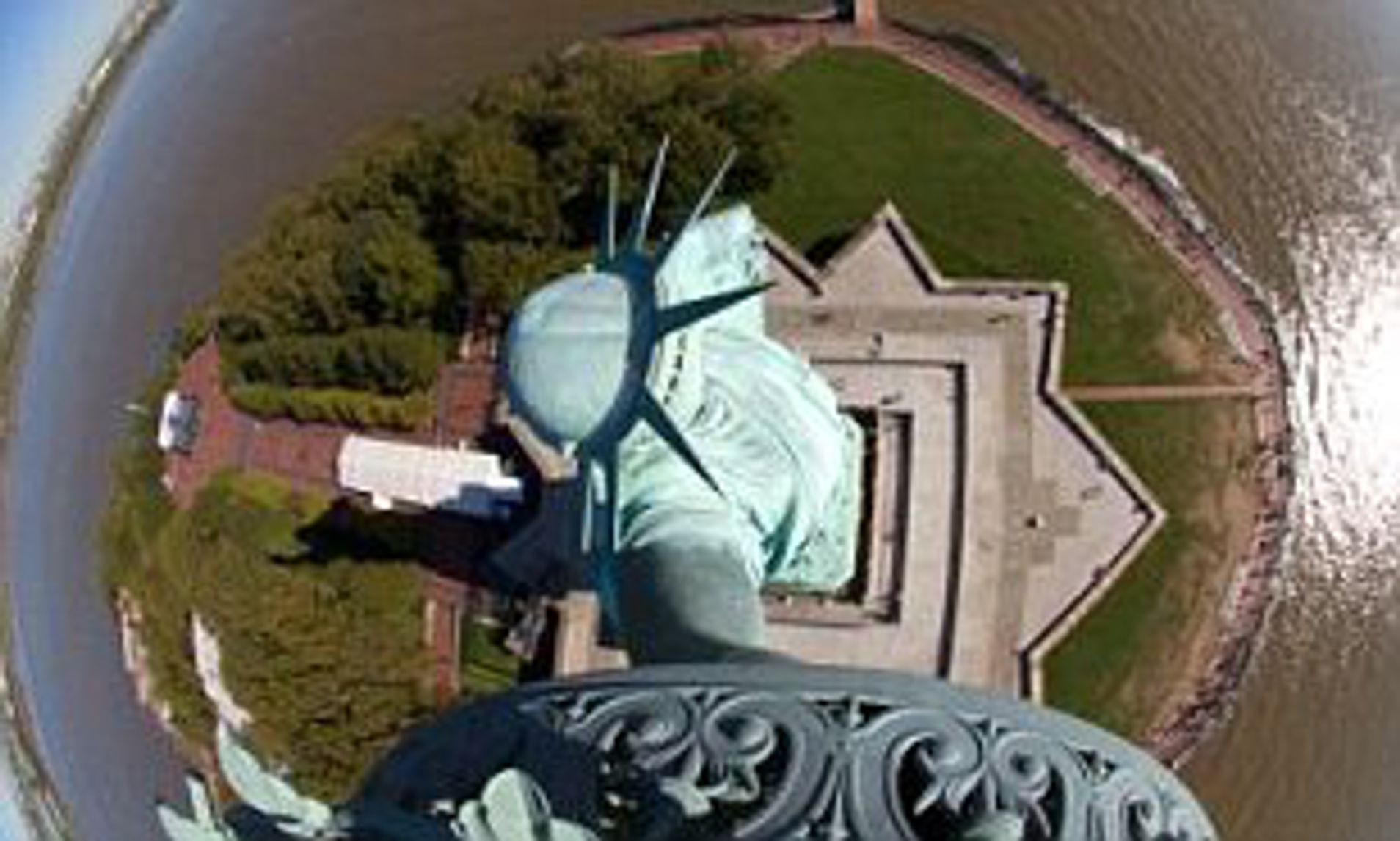 Detail Torch Balcony Statue Of Liberty Nomer 15