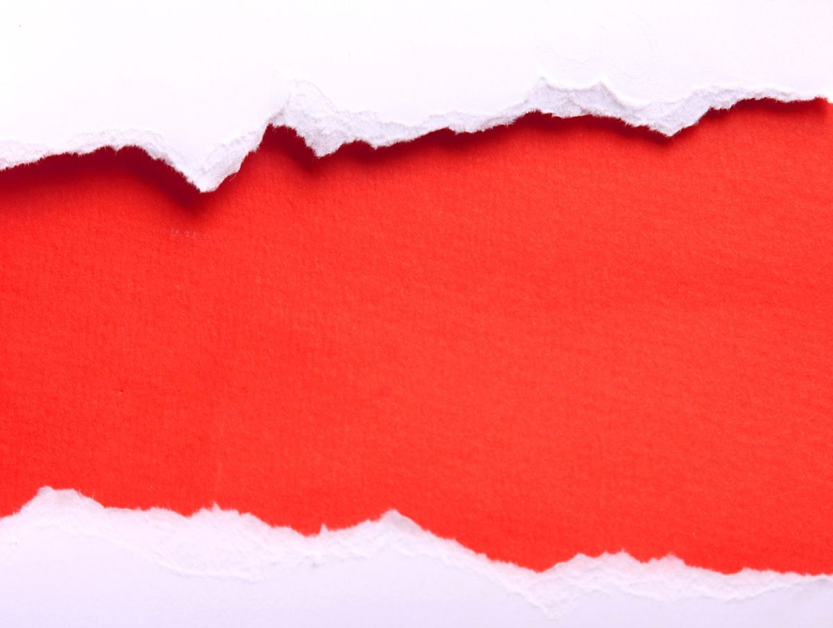 Detail Torn Paper Background Nomer 3
