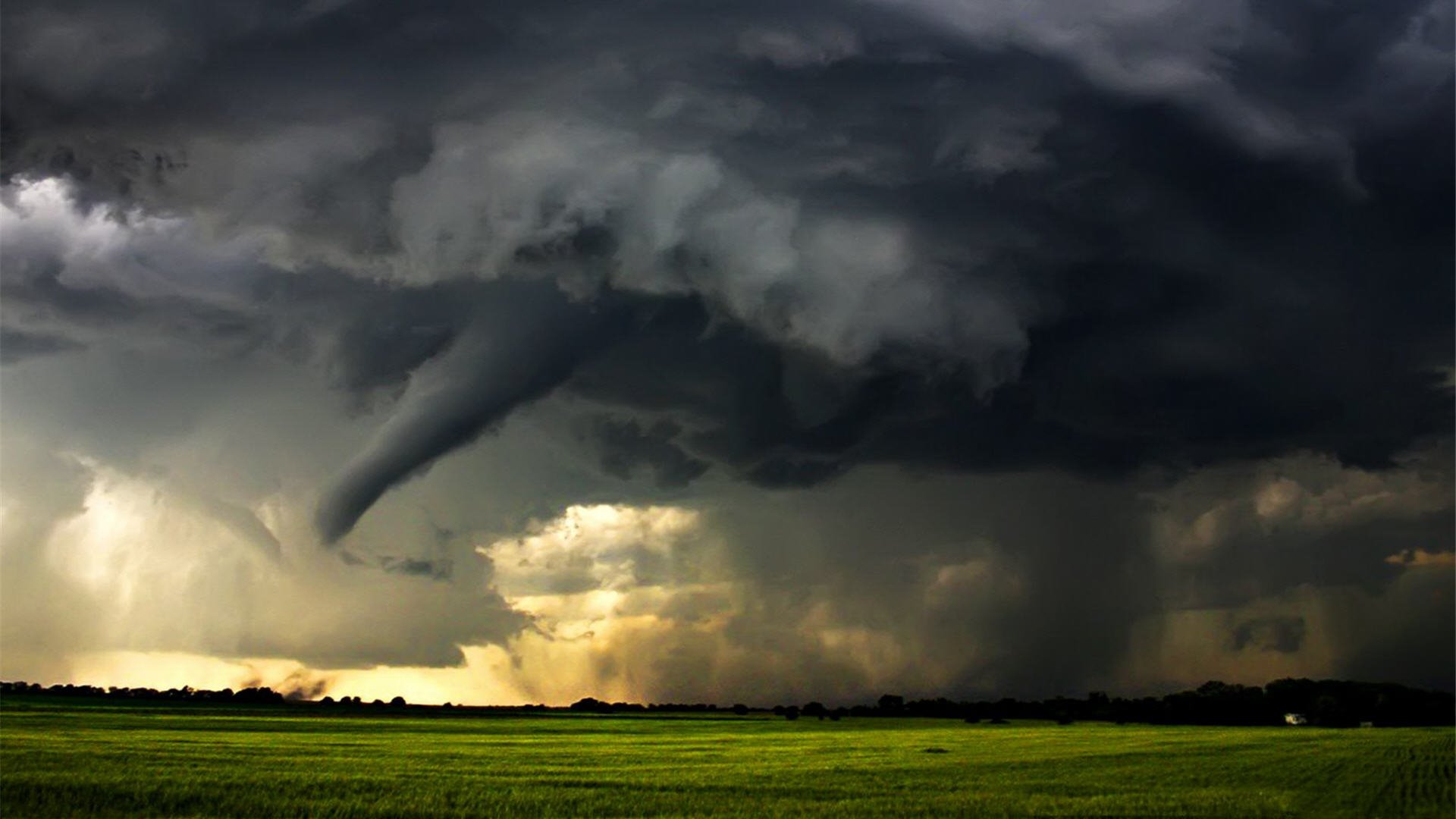 Detail Tornado Backgrounds Nomer 35