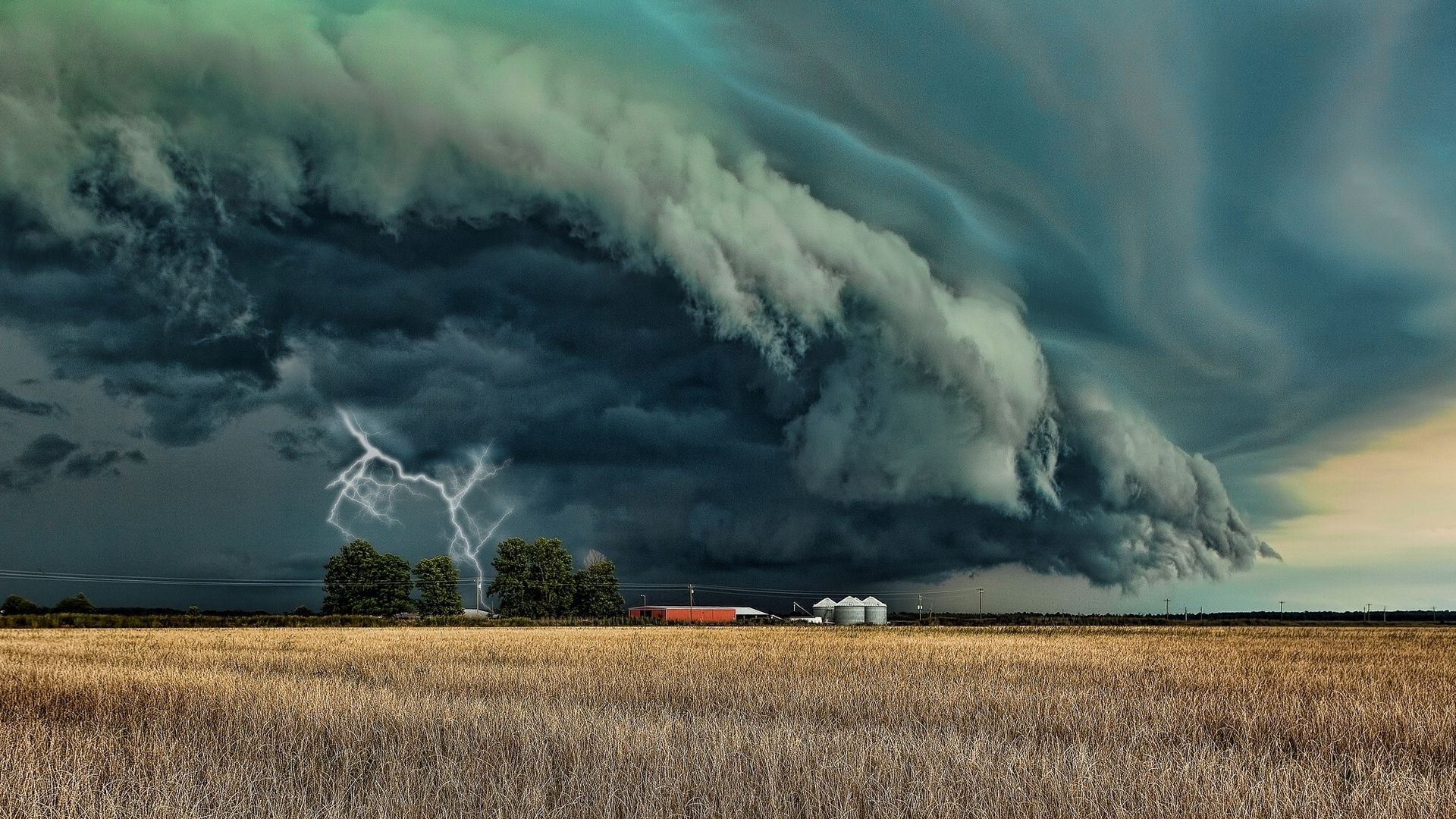 Detail Tornadoes Images Free Nomer 39