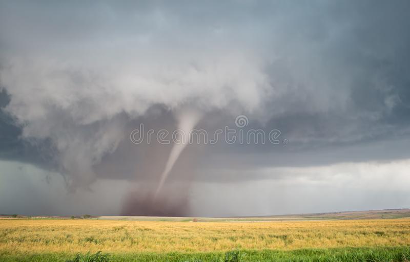 Detail Tornadoes Images Free Nomer 8