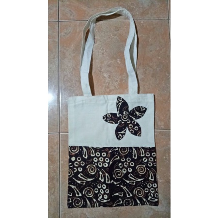 Detail Tote Bag Kain Perca Nomer 40