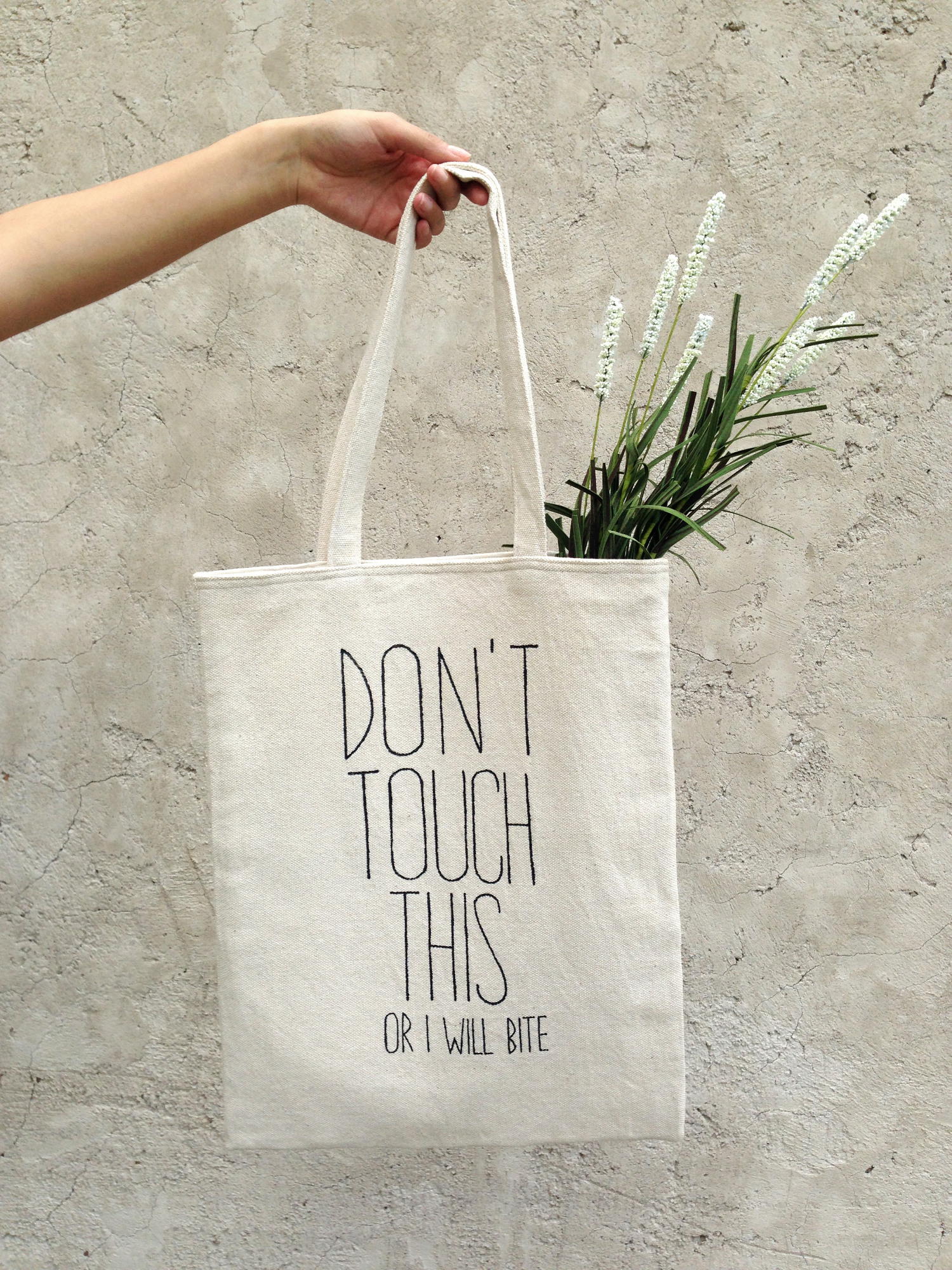 Detail Tote Bag Quotes Nomer 17