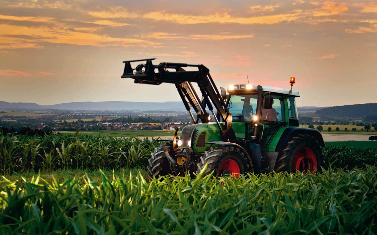Detail Tractor Background Nomer 52