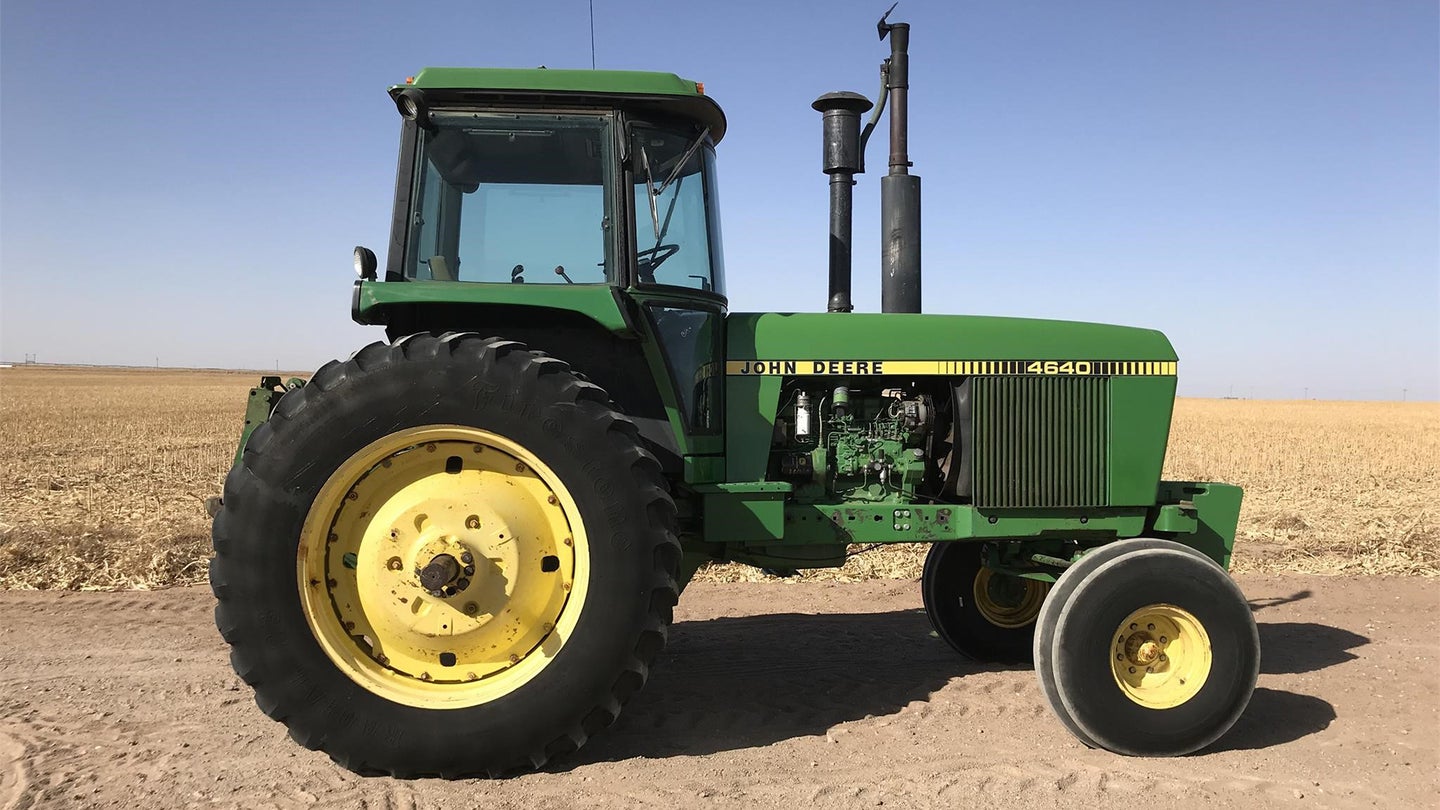 Detail Tractor Images Nomer 15