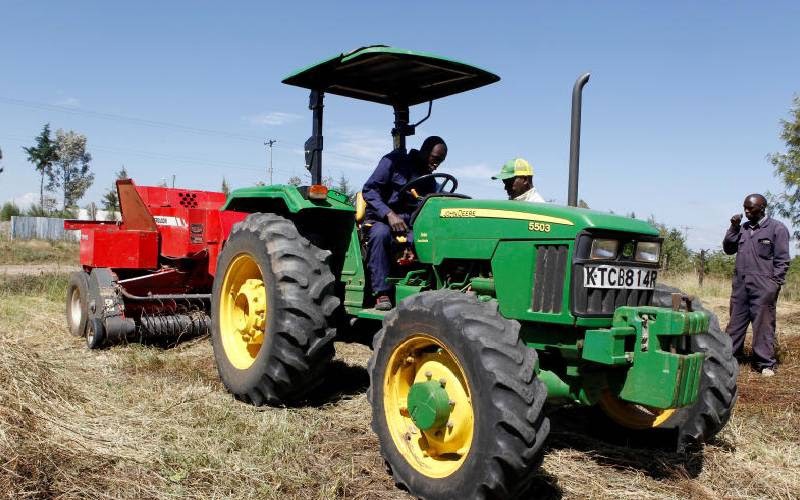 Detail Tractor Images Nomer 28