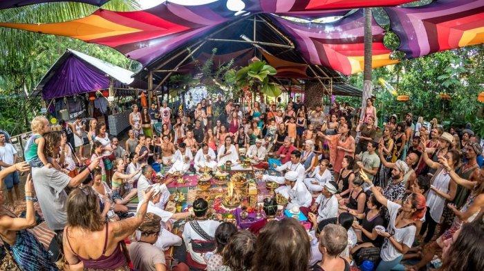 Detail Tradisi Hindu Di Bali Nomer 20