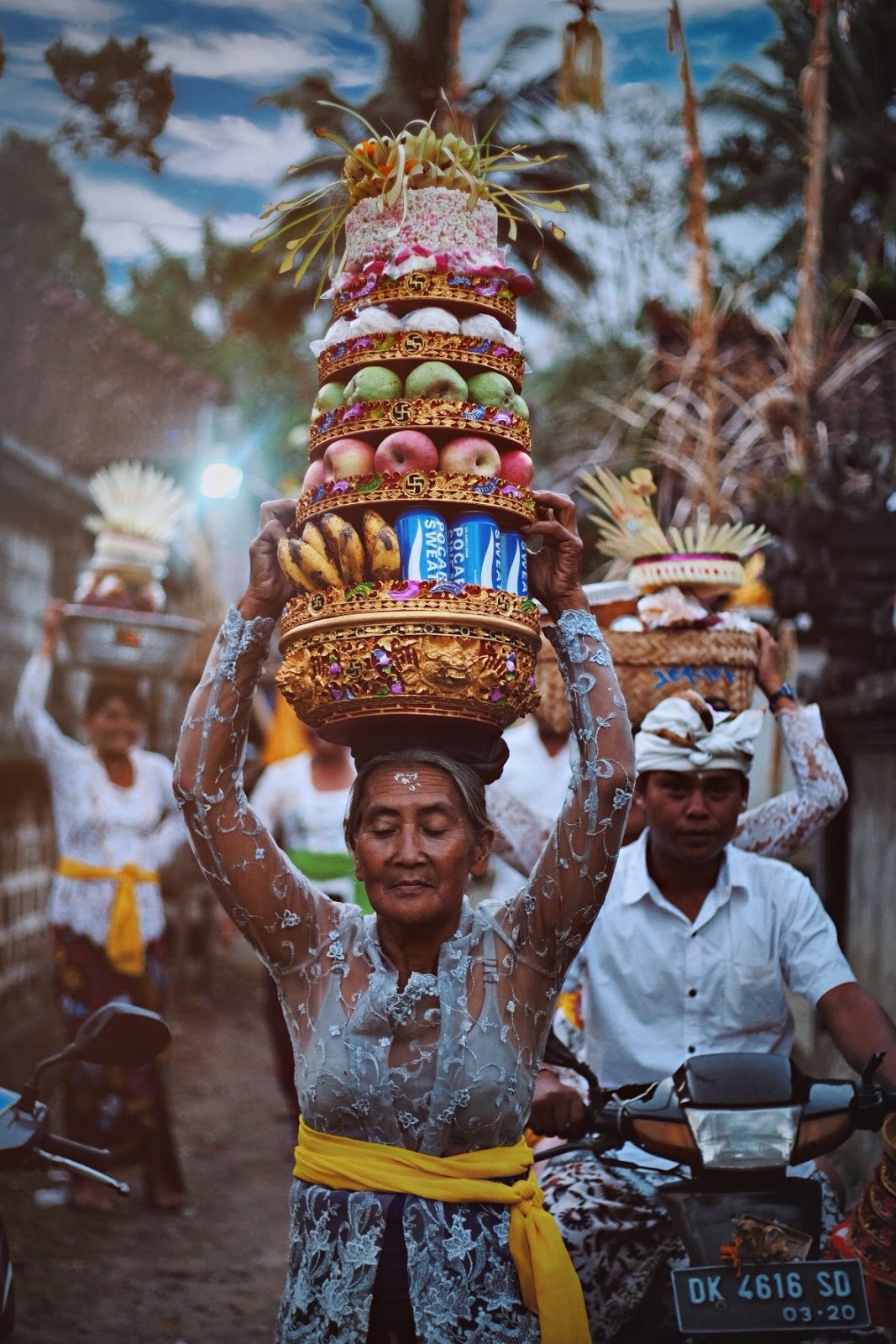 Detail Tradisi Hindu Di Bali Nomer 7