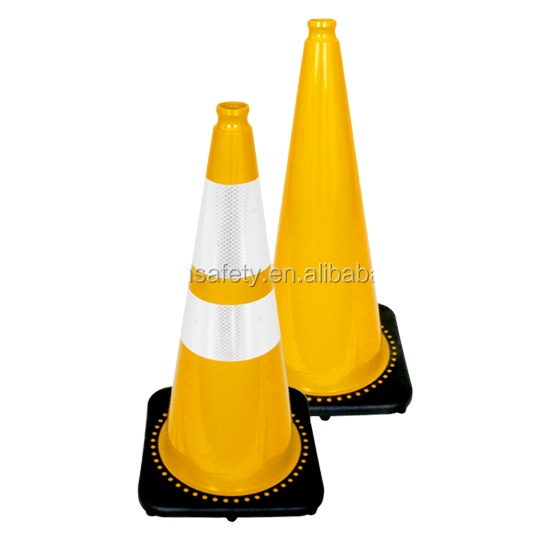 Detail Traffic Cone Keychain Nomer 34