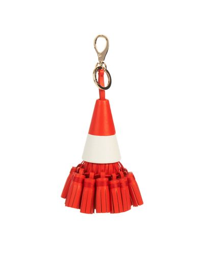 Detail Traffic Cone Keychain Nomer 37