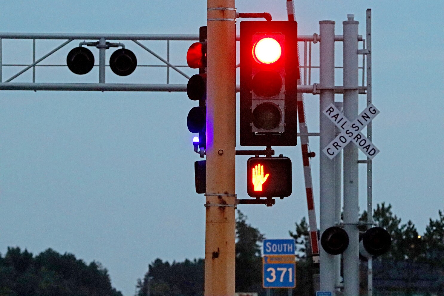 Detail Traffic Light Image Nomer 33
