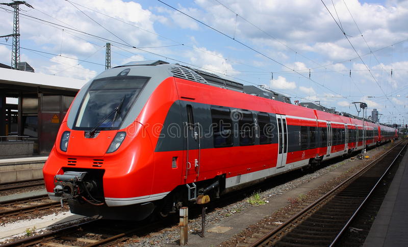 Detail Train Image Nomer 37