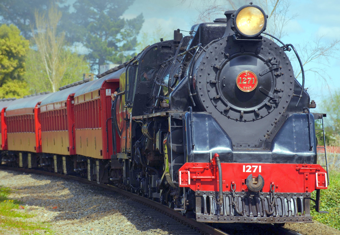 Detail Train Image Nomer 43