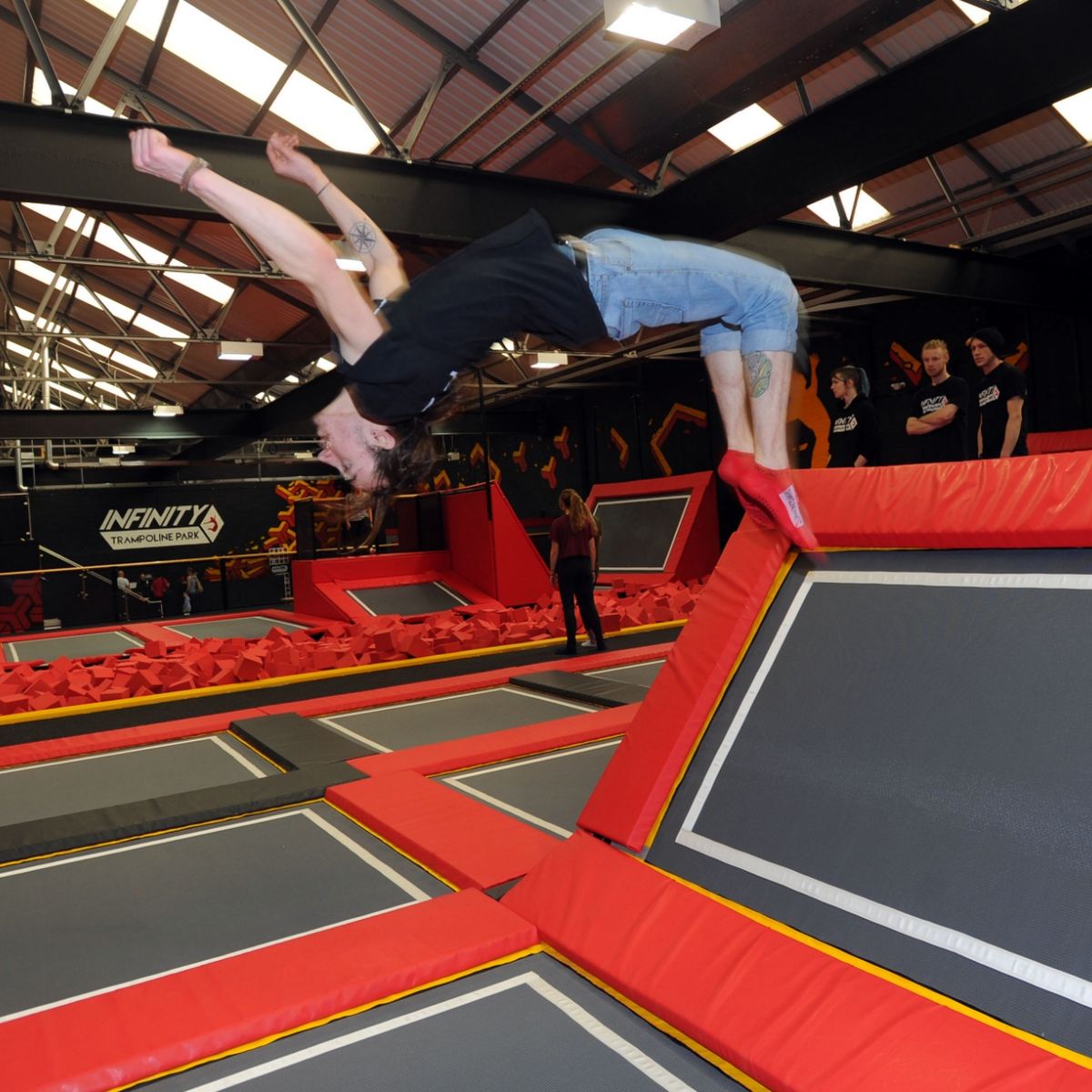 Detail Trampoline Park Infinity Nomer 11