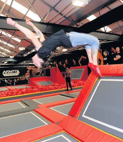 Detail Trampoline Park Infinity Nomer 33