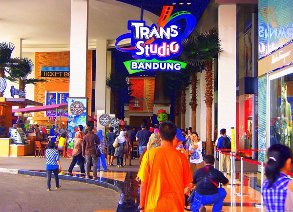 Detail Trans Studio Bandung Gambar Dan Keterangan Nomer 11