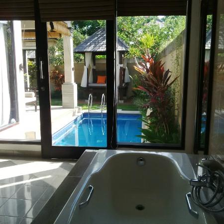 Detail Transera Grand Kancana Resort Villas Bali Nomer 12