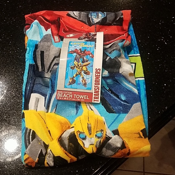 Detail Transformers Beach Towel Nomer 44