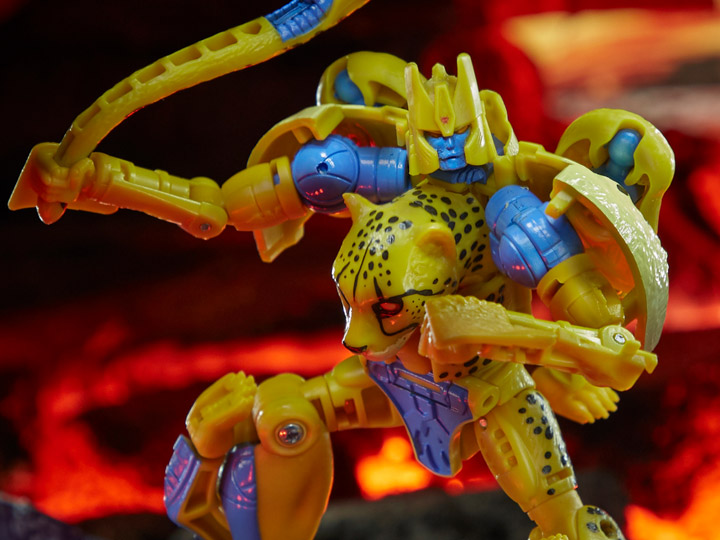 Detail Transformers Cheetah Nomer 46