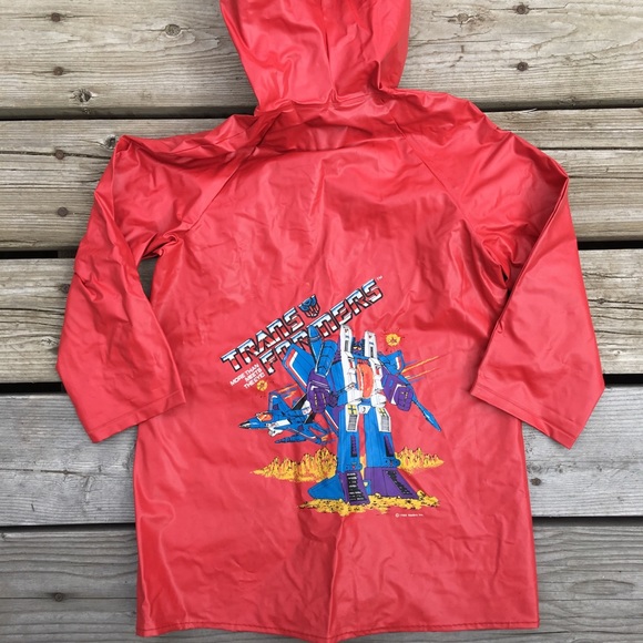 Detail Transformers Raincoat Nomer 3