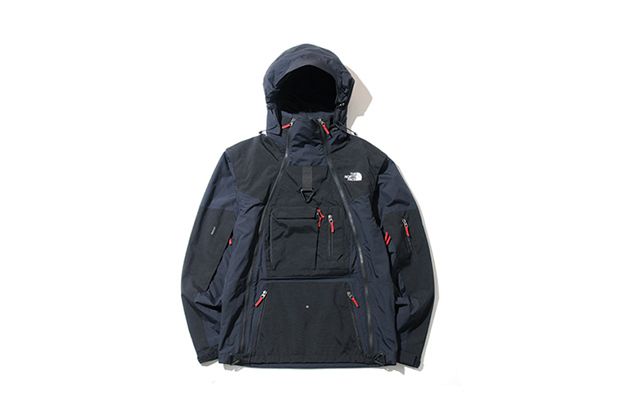 Detail Transformers Raincoat Nomer 24
