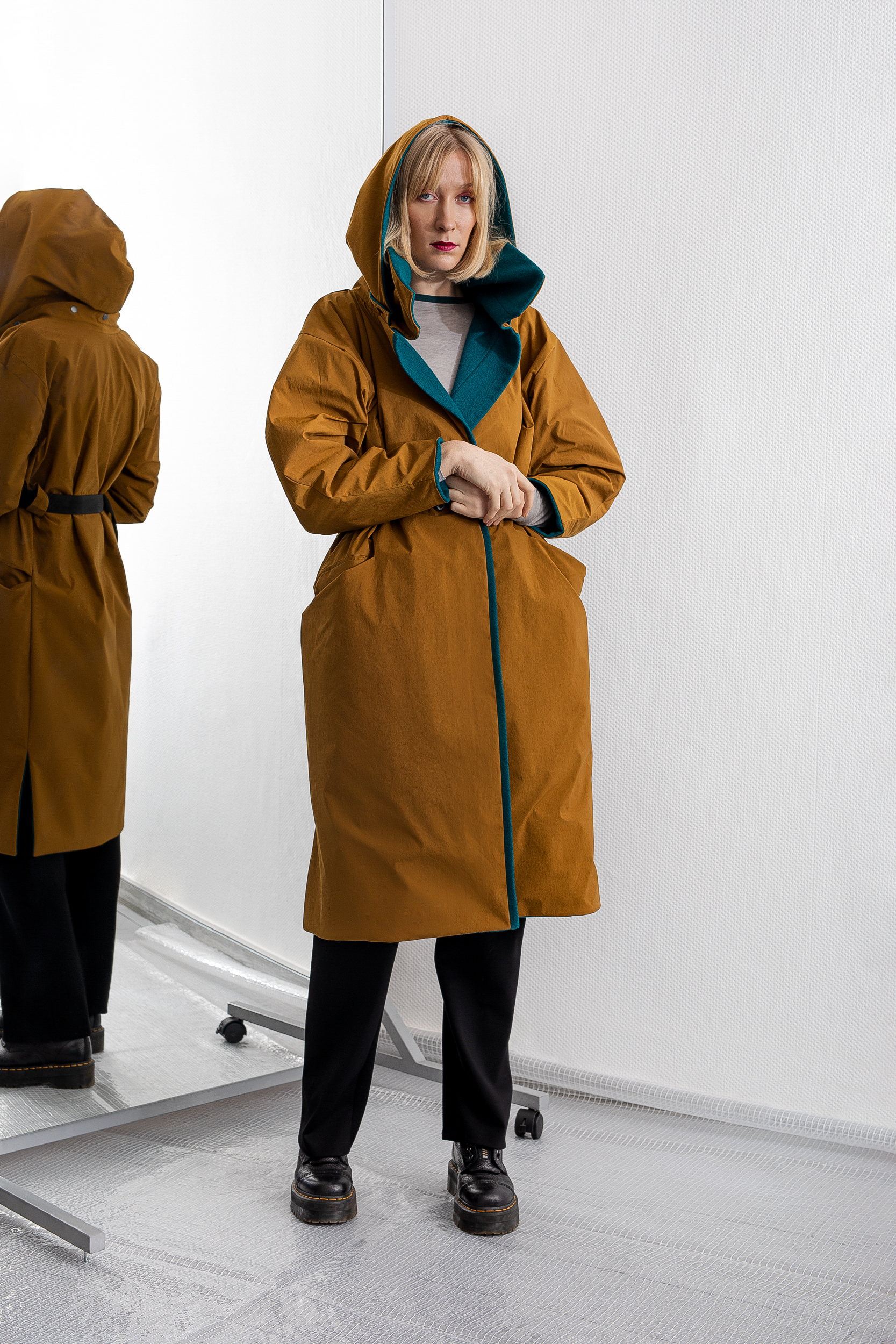 Detail Transformers Raincoat Nomer 9