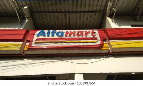 Detail Download Logo Alfamart Nomer 45