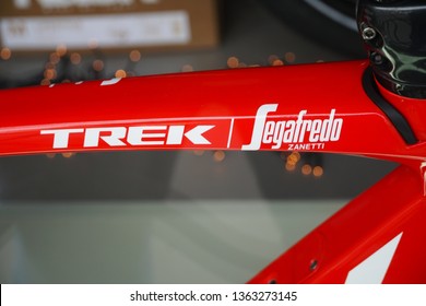 Detail Trek Factory Racing Logo Nomer 15