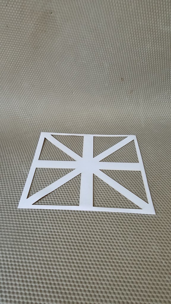 Detail Triangle Mouse Trap Nomer 54