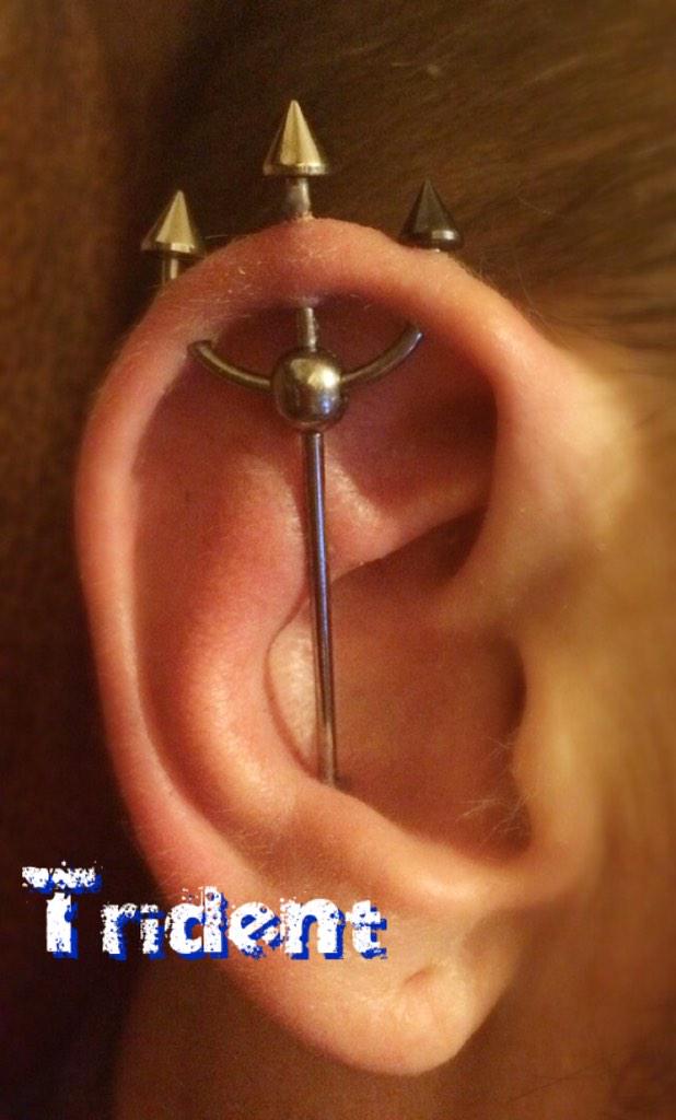 Detail Trident Piercing Nomer 32