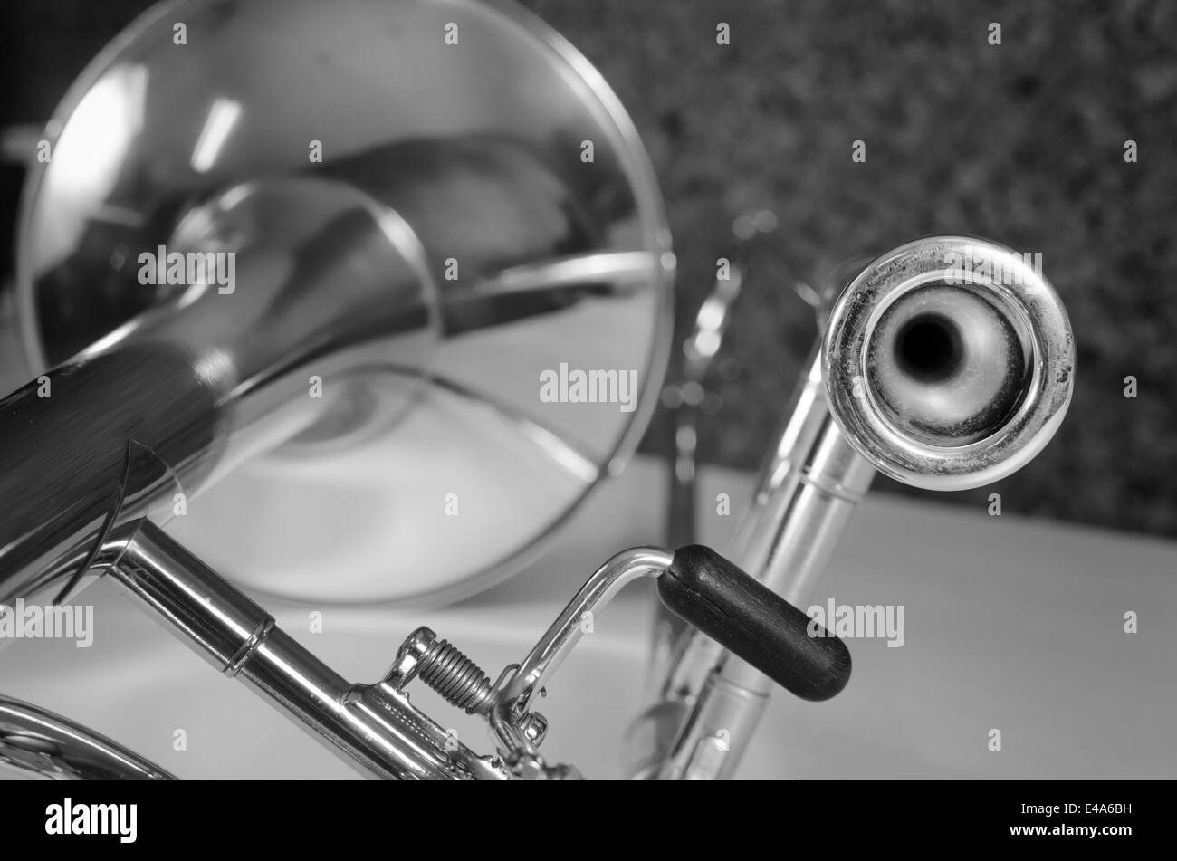 Detail Trombone Cork Nomer 57